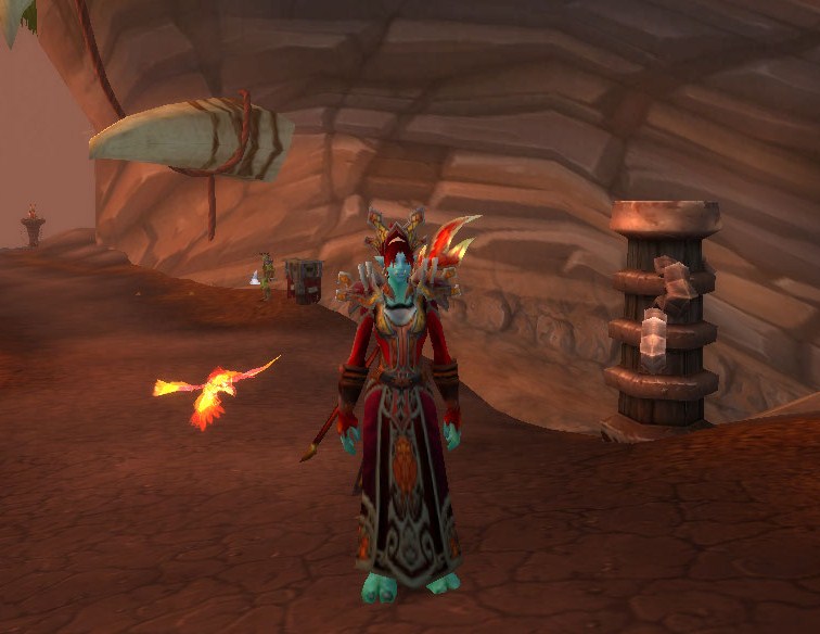 WoWScrnShot_100311_144618_Taysha's Fire Mage set.jpg